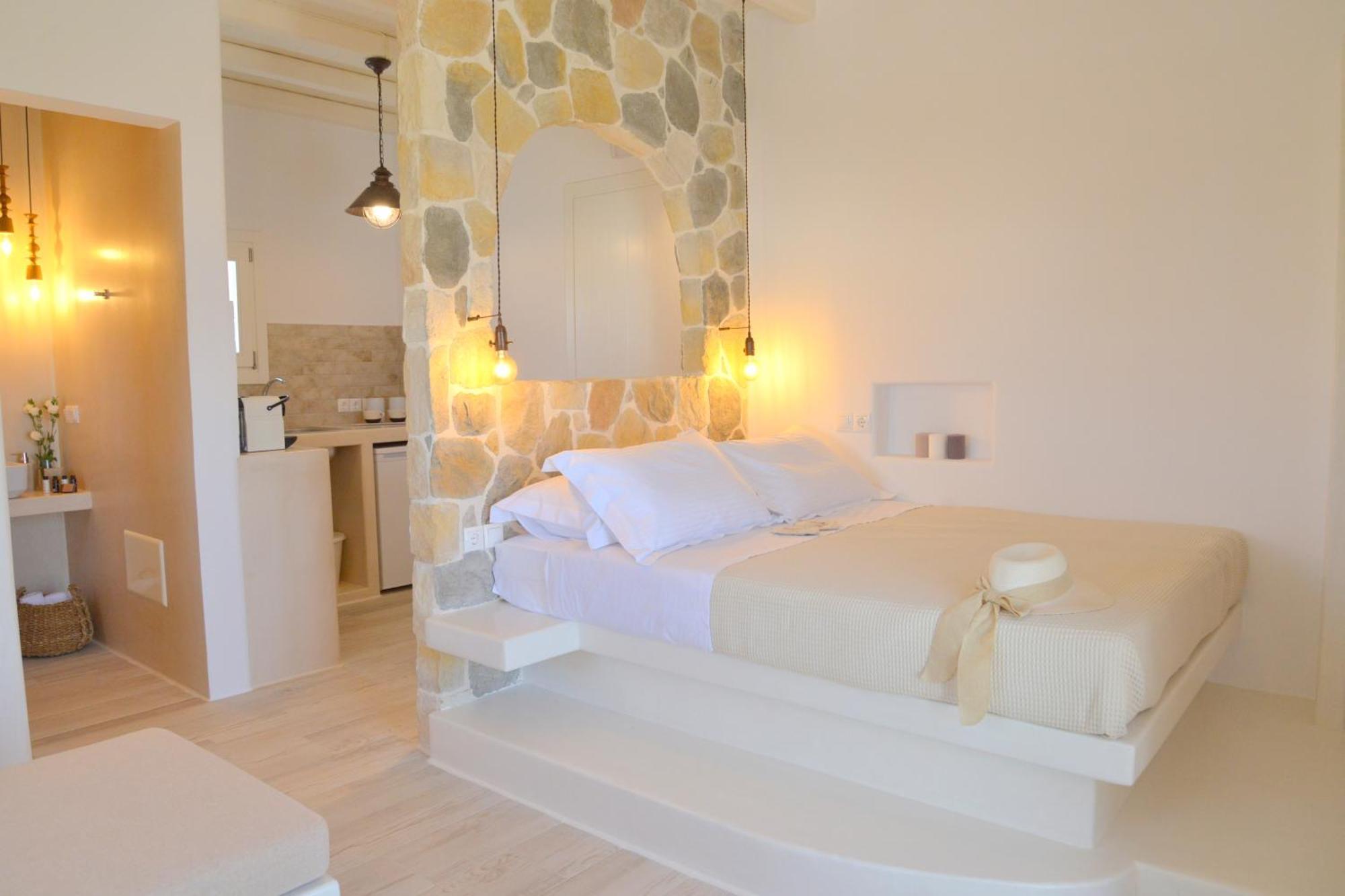 Chaido * Plaka (Milos)